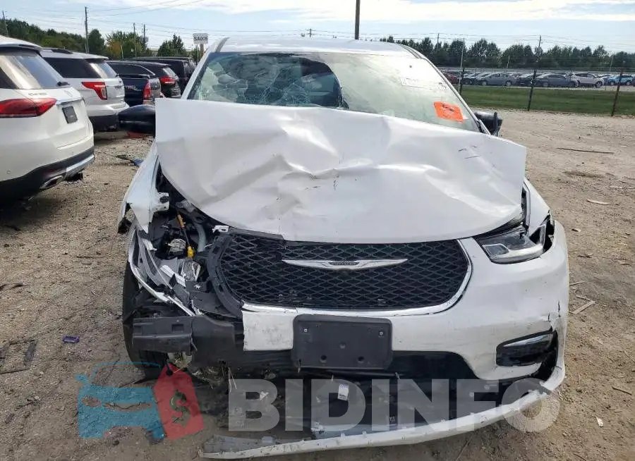 2C4RC1BG6RR167383 Photo# 5