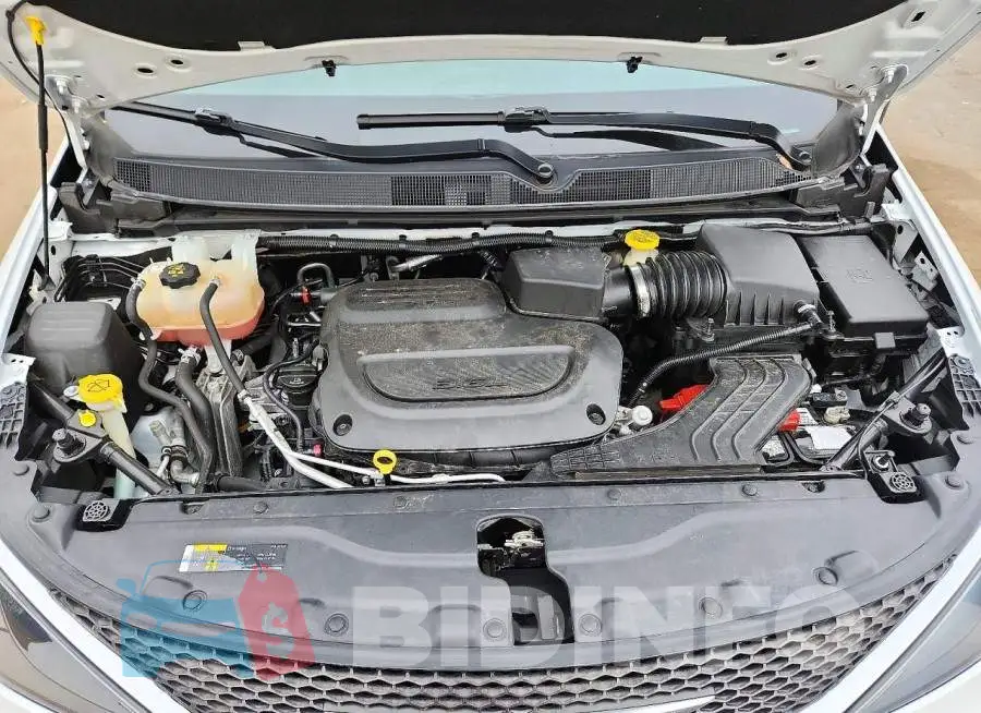 2C4RC1DGXMR547686 Photo# 12