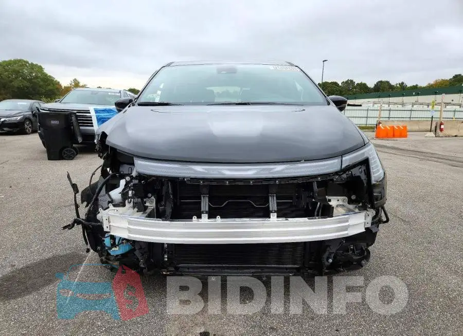 2C4RC1GG7VR608408 Photo# 5
