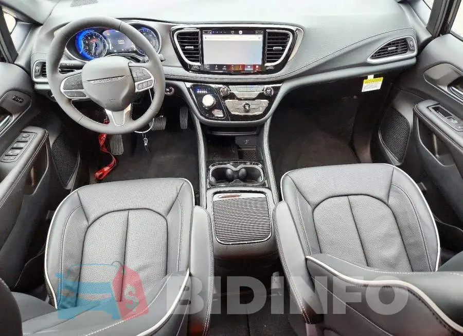2C4RC1GG7VR608408 Photo# 8