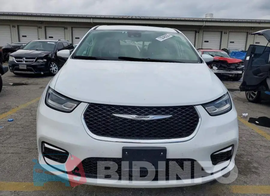 2C4RC1L76PR594932 Photo# 5