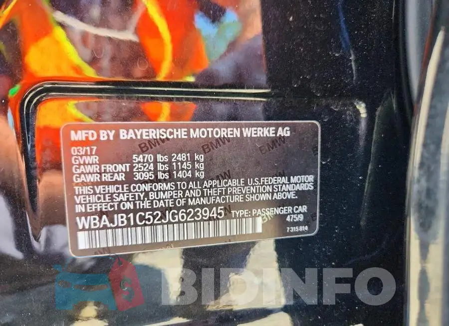 WBAJB1C52JG623945 Photo# 12