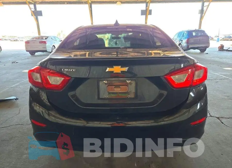 1G1BC5SM2J7178944 Photo# 6