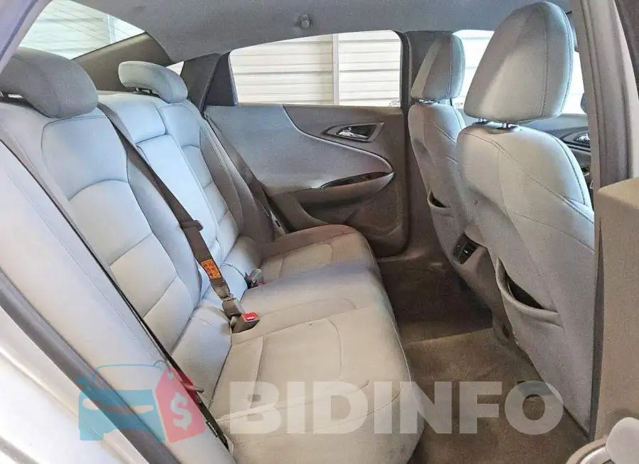 1G1ZD5ST8MF015325 Photo# 10