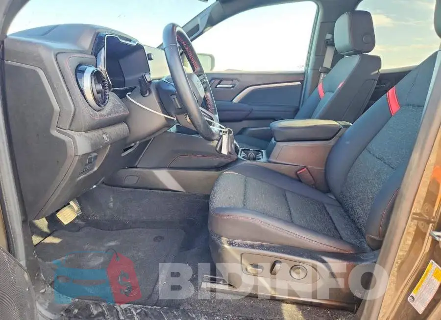 1GCPTDEKXR1202794 Photo# 7