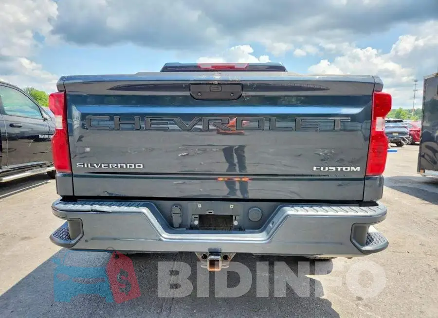 1GCPYBEH7KZ366862 Photo# 6