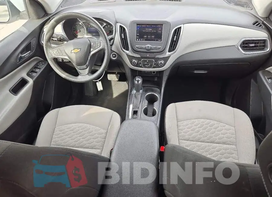 2GNAXTEV7L6174544 Photo# 8