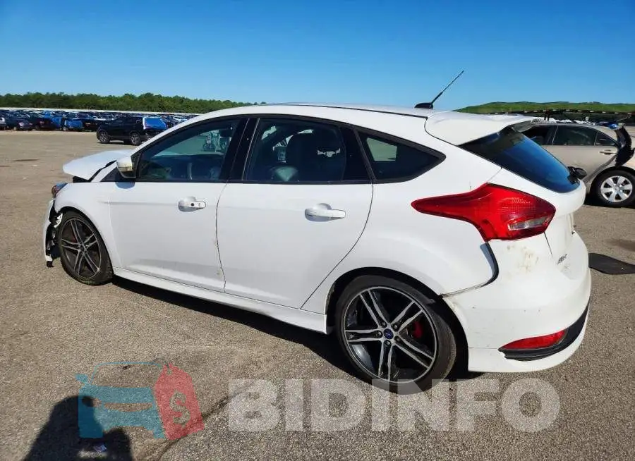 1FADP3L9XJL290973 Photo# 2