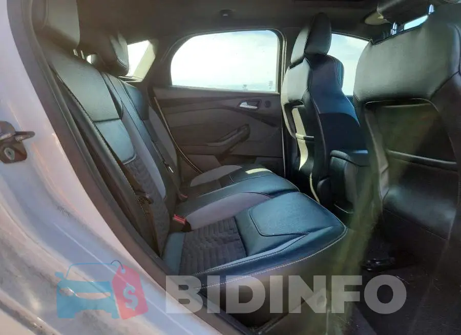 1FADP3L9XJL290973 Photo# 10