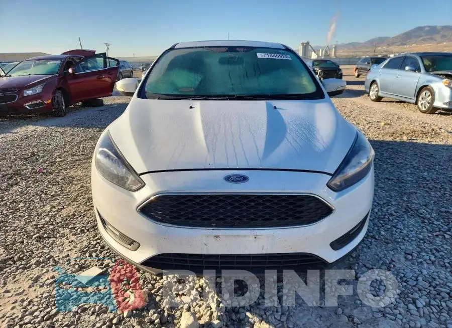 1FADP3M2XHL314247 Photo# 5