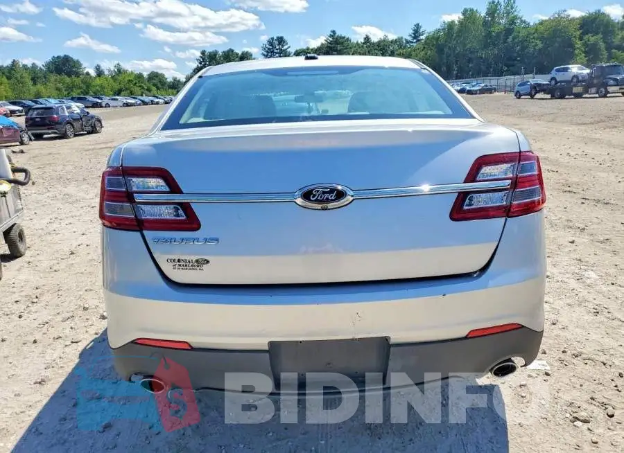 1FAHP2D89JG129590 Photo# 6