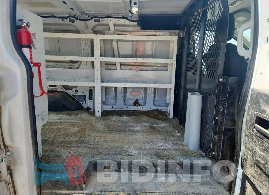1FTYR1ZM3JKB32194 Photo# 11