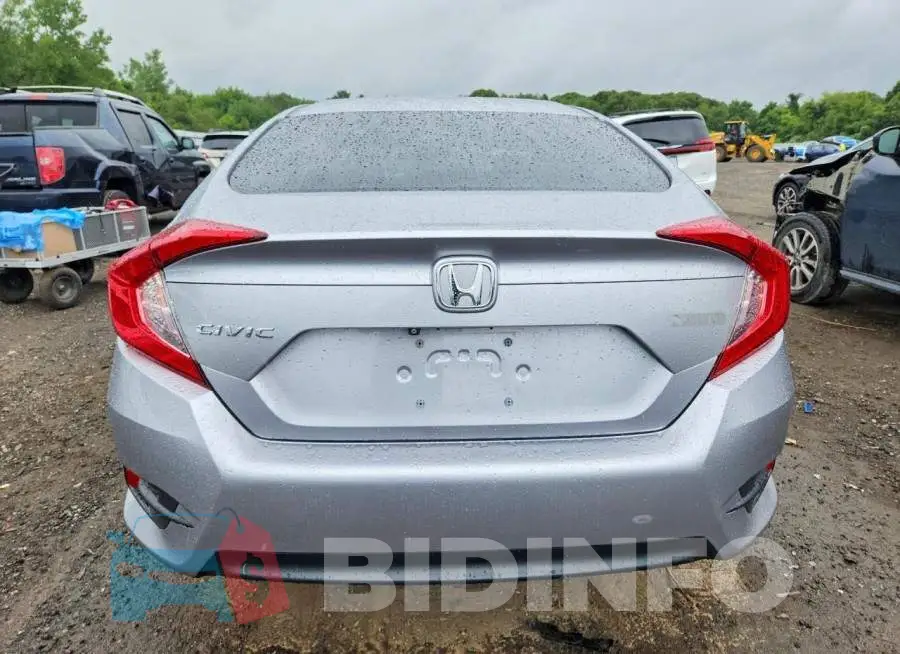 19XFC2F50HE227742 Photo# 6