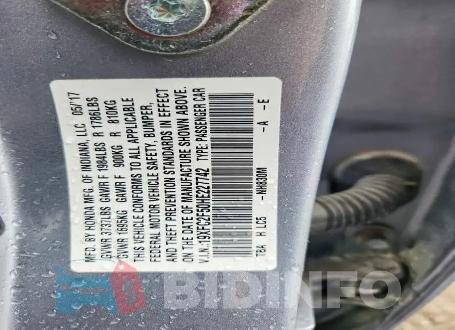 19XFC2F50HE227742 Photo# 12