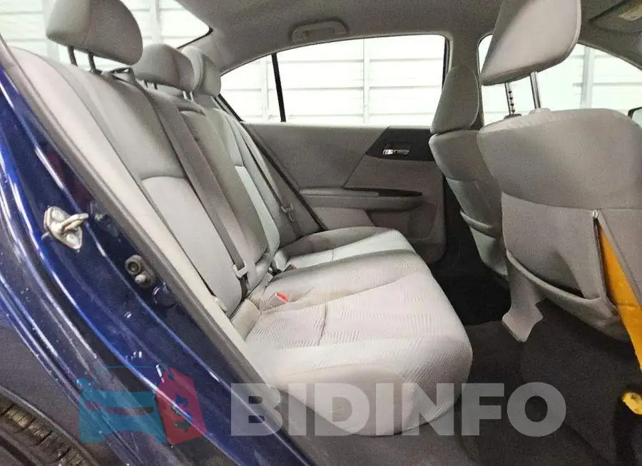 1HGCR2F39HA185236 Photo# 10