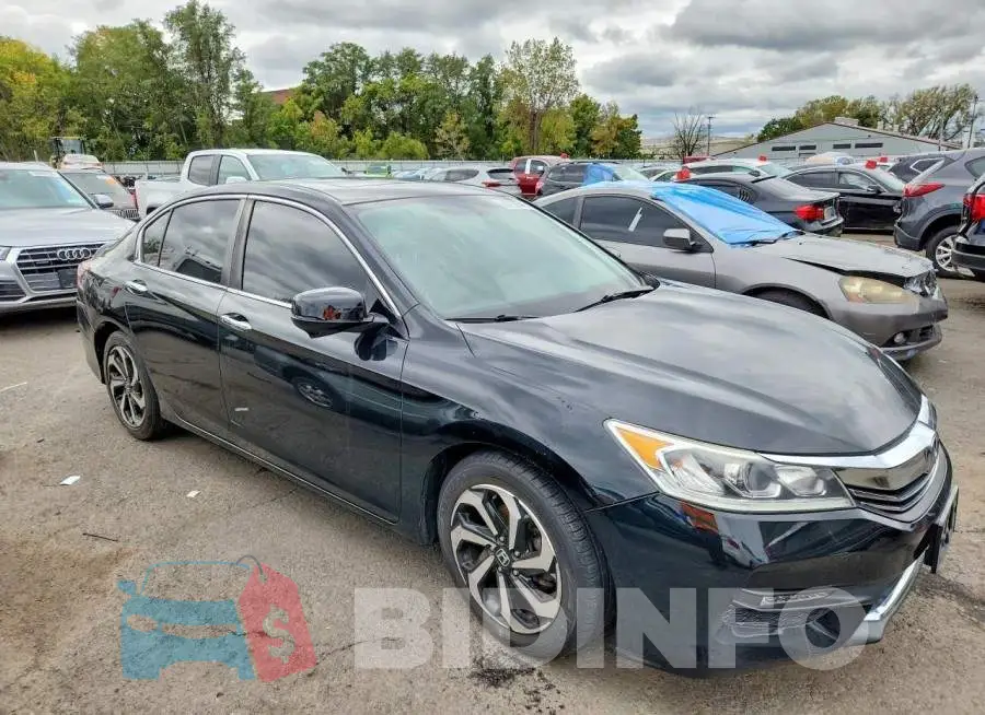 1HGCR2F83HA161266 Photo# 4