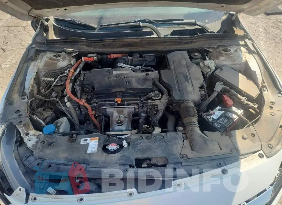 1HGCV3F16KA009753 Photo# 11