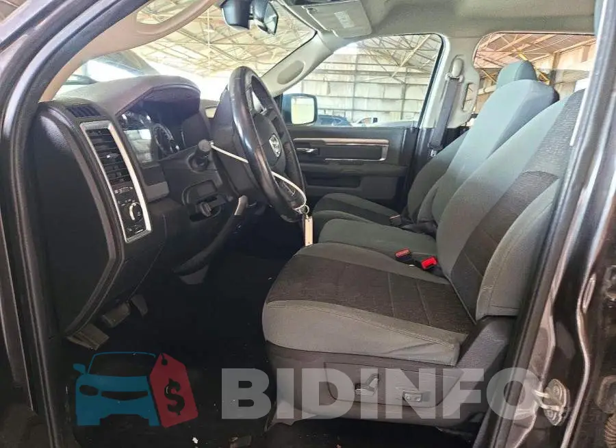 1C6RR6LT6KS625619 Photo# 7