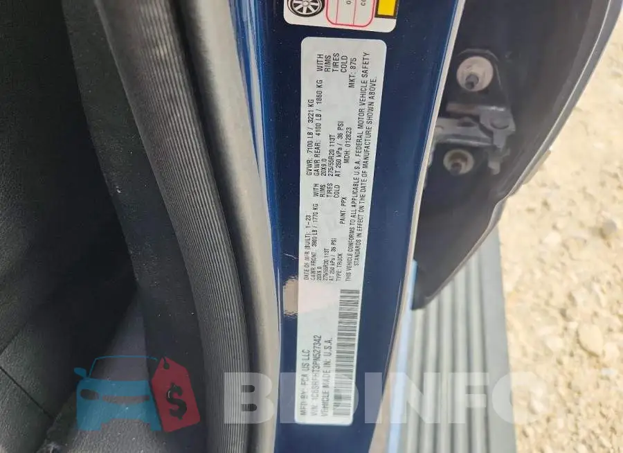 1C6SRFHT3PN527342 Photo# 12