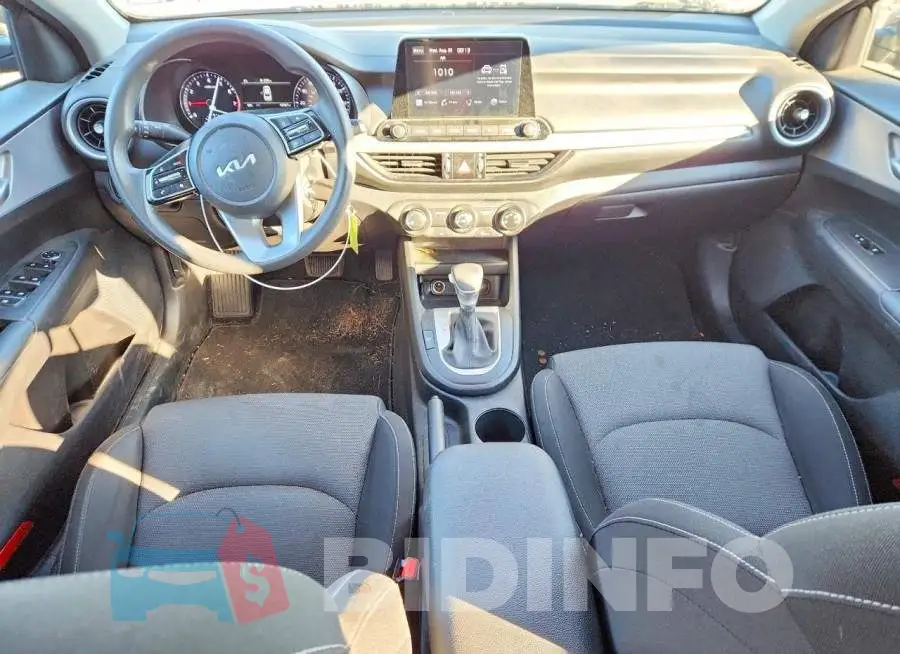 3KPF24AD6PE673048 Photo# 8