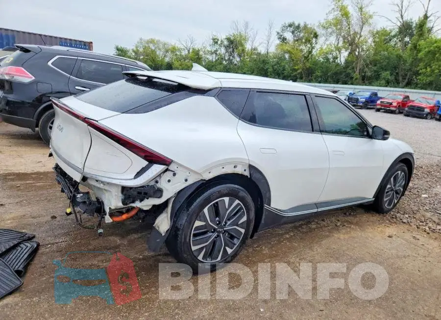 KNDC3DLC6R5183227 Photo# 3