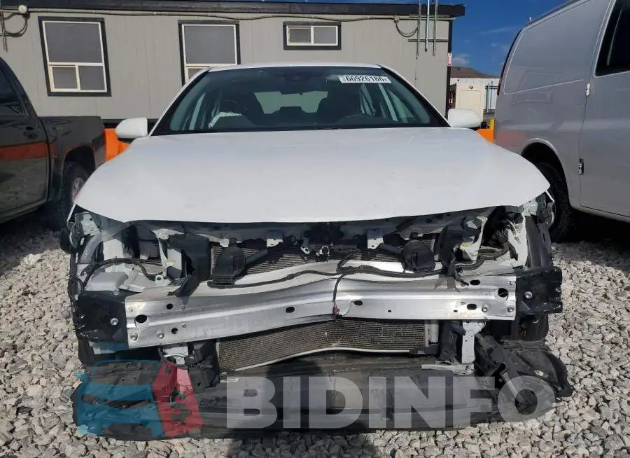 4T1C11AK9RU889625 Photo# 5