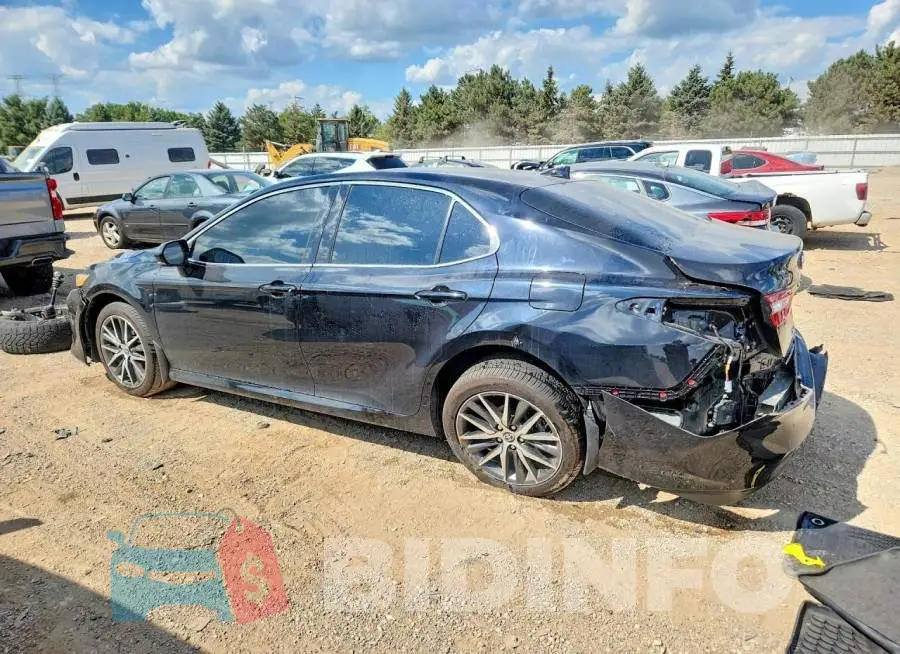 4T1F31AK7PU618129 Photo# 2