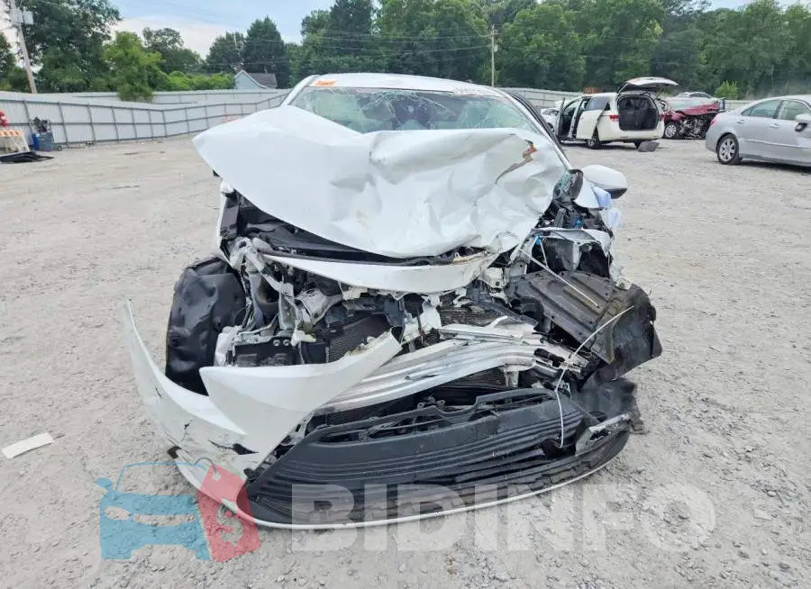 5YFB4MDE5RP120695 Photo# 5