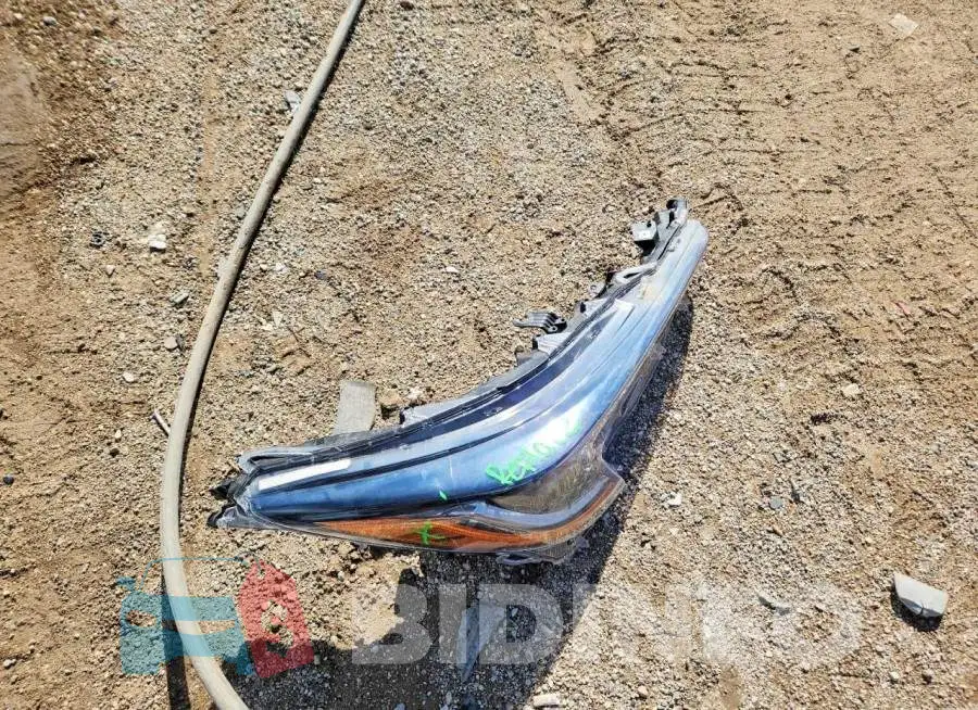 5YFB4MDE8SP282407 Photo# 12
