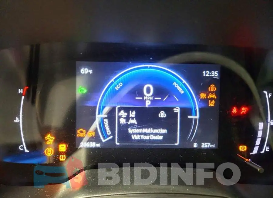 JTDBCMFE7T3123677 Photo# 9
