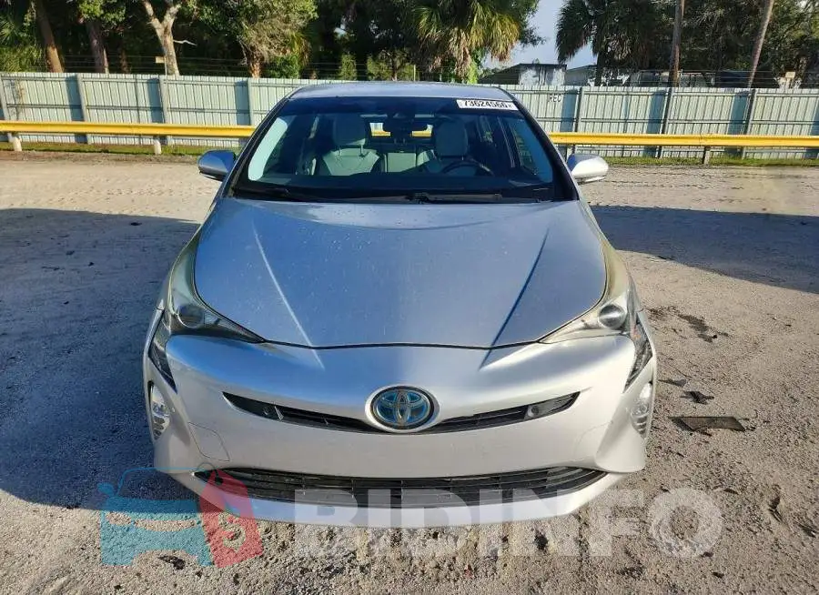 JTDKARFU2J3548635 Photo# 5