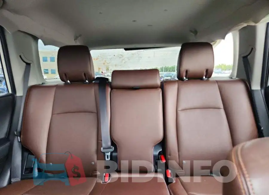 JTEBU5JR7L5772327 Photo# 10
