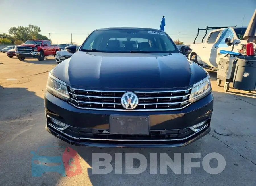 1VWGT7A34HC018788 Photo# 5