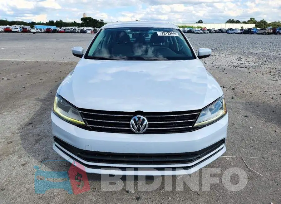 3VW2B7AJ7HM371469 Photo# 5
