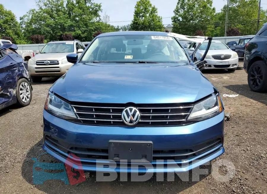 3VW2B7AJ7JM246851 Photo# 5