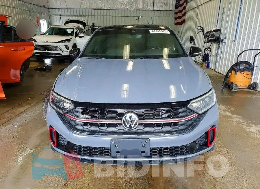 3VW2T7BU8NM013640 Photo# 5