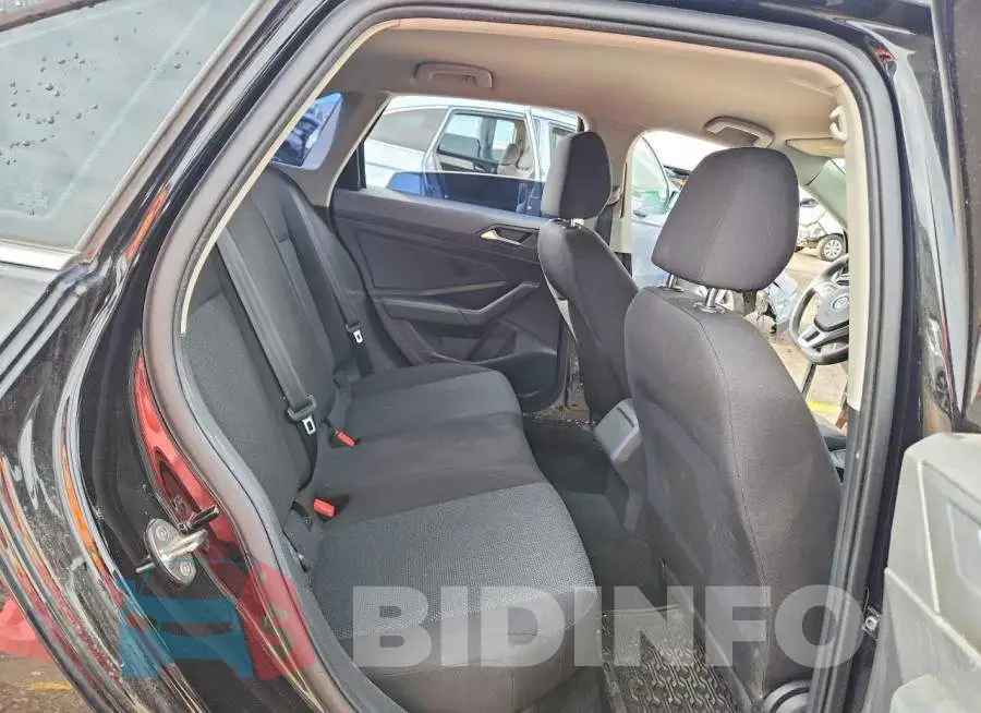 3VWC57BU9MM027026 Photo# 10