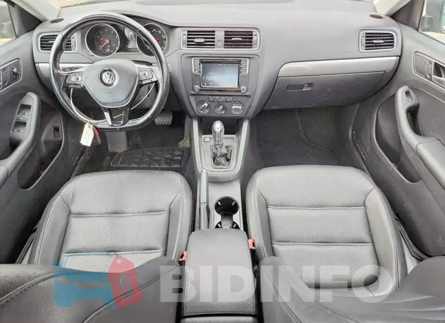 3VWDB7AJ8HM388743 Photo# 8