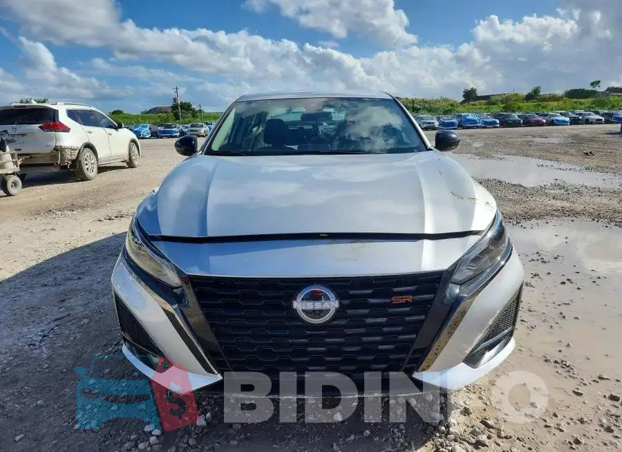1N4BL4CV2SN426041 Photo# 5