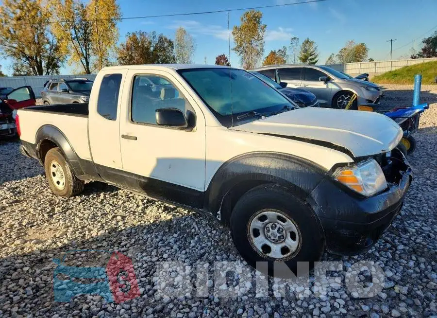 1N6BD0CT4JN740753 Photo# 4