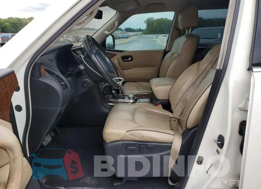 JN8AY2NE9J9732786 Photo# 7