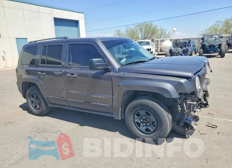 1C4NJPBB4HD137635 Photo# 4