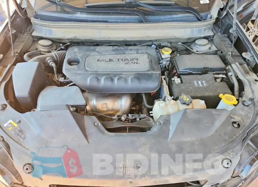 1C4PJLCB9KD475037 Photo# 12