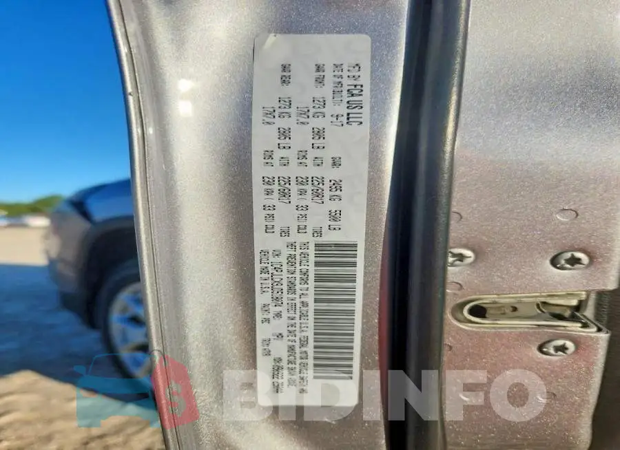 1C4PJLCX9JD518074 Photo# 13