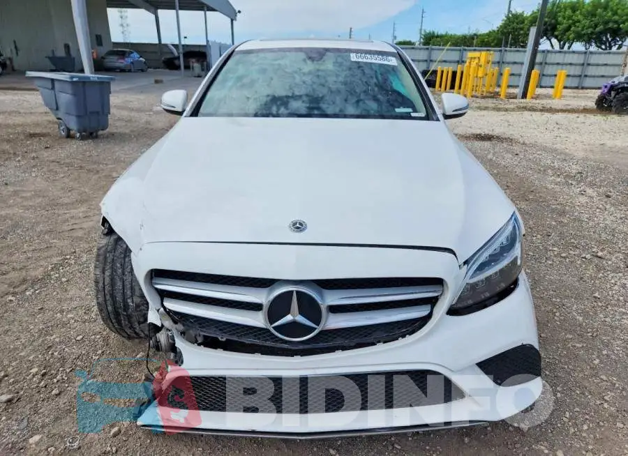 55SWF8DBXKU297137 Photo# 5
