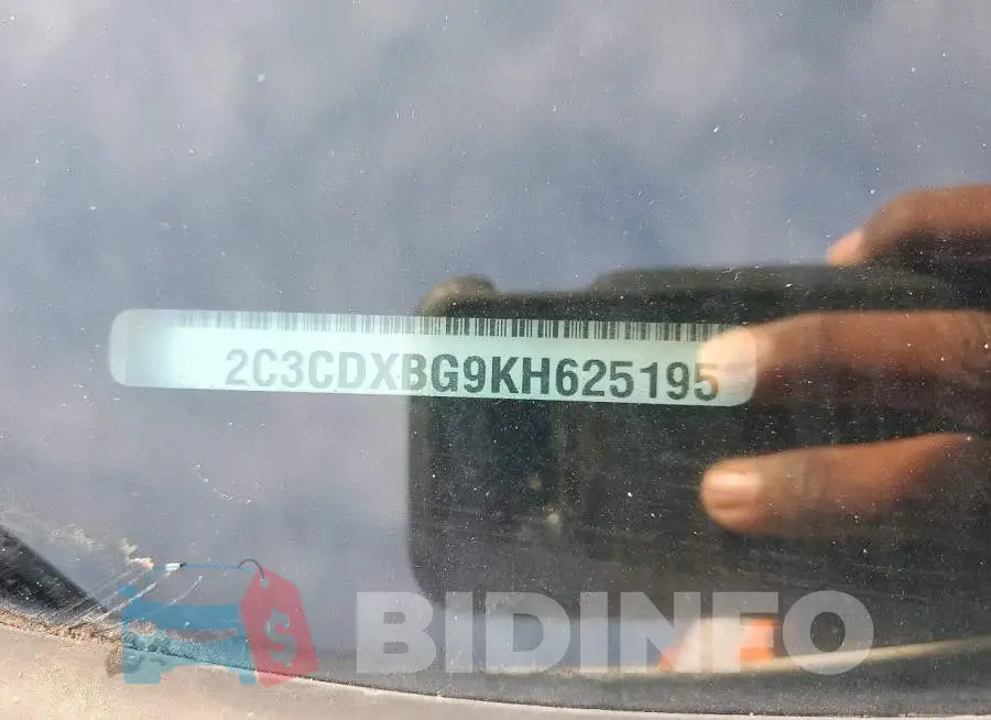 2C3CDXBG9KH625195 Photo# 12