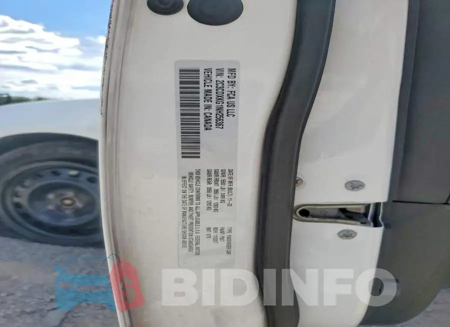 2C3CDXKG1NH256367 Photo# 12