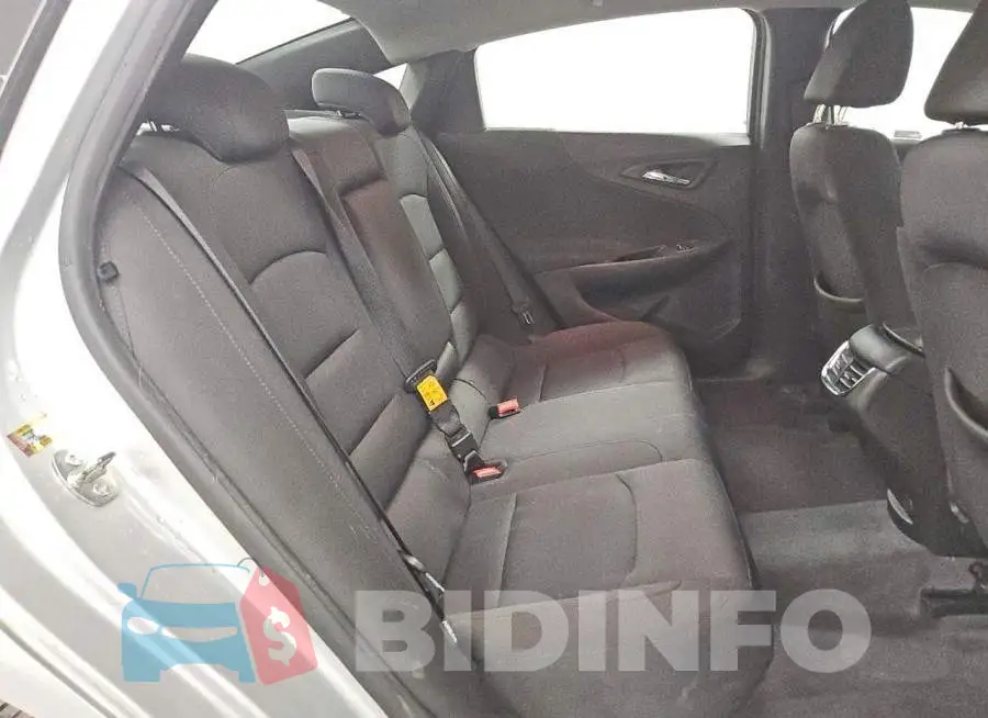 1G1ZD5ST1KF134332 Photo# 10