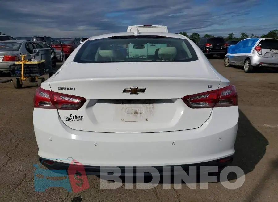 1G1ZD5ST1KF201737 Photo# 6