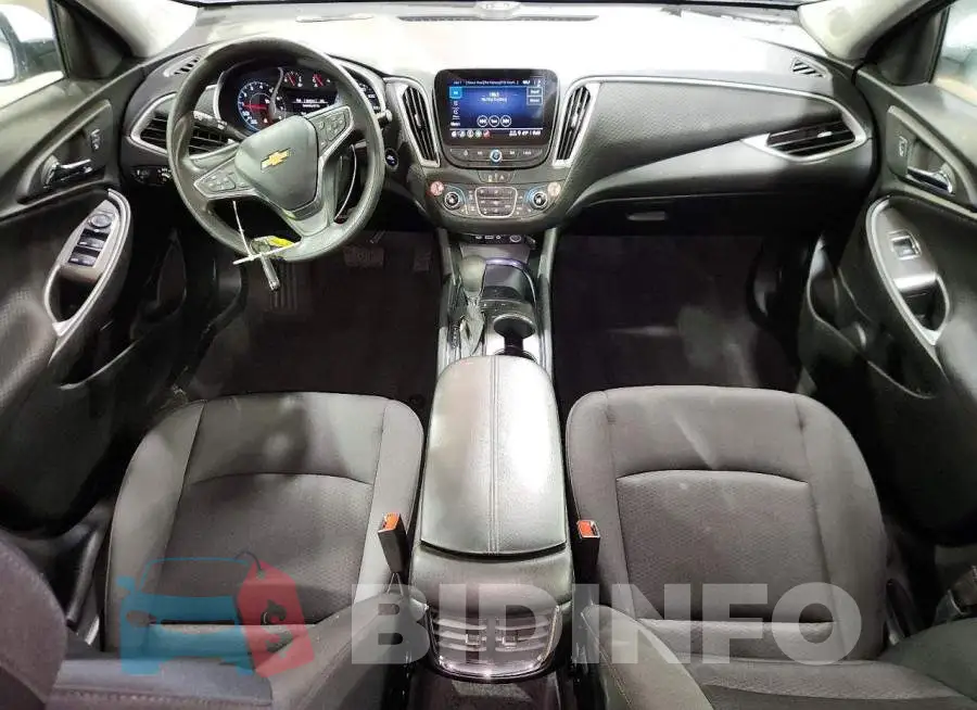 1G1ZD5ST5SF118022 Photo# 8